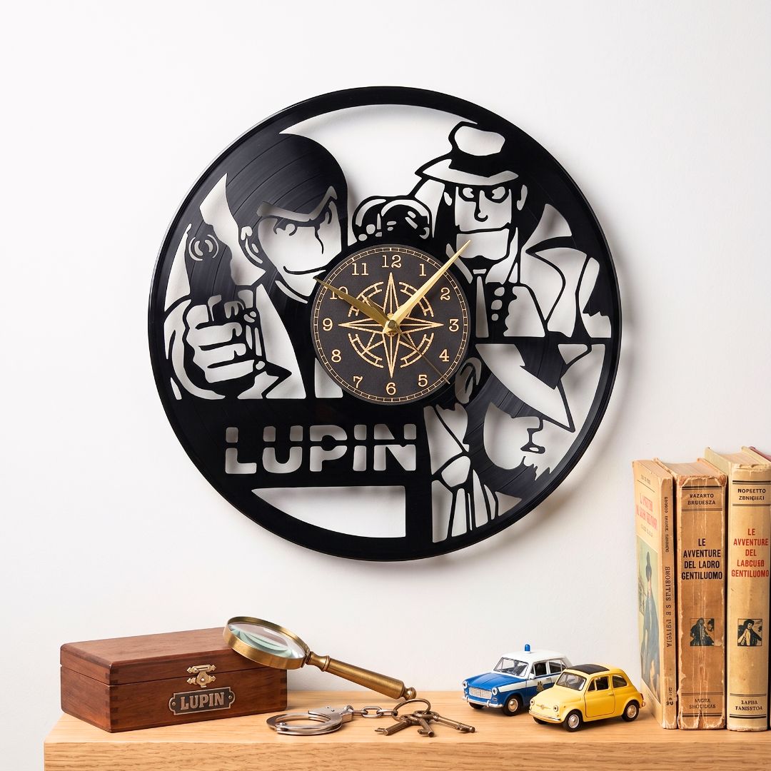 Orologio in Vinile Ispirato a "Lupin III" – Intagliato a Mano con Lupin, Jigen e Zenigata – Design Vintage Silenzioso