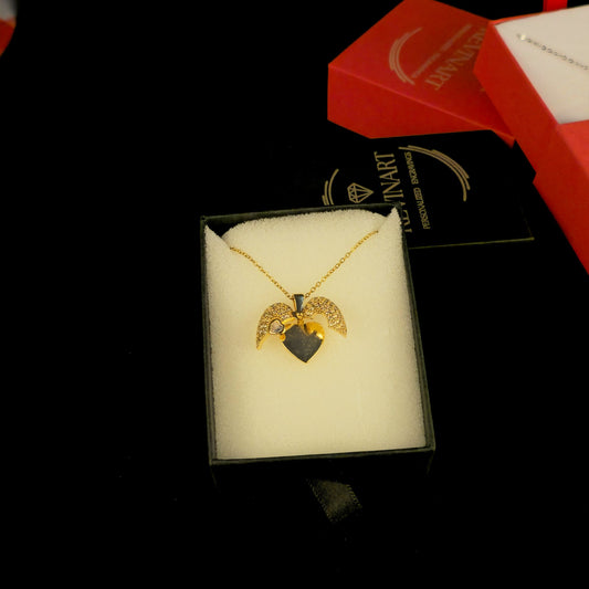Collana Cuore con Ali Apribili – Personalizzabile, Oro o Argento