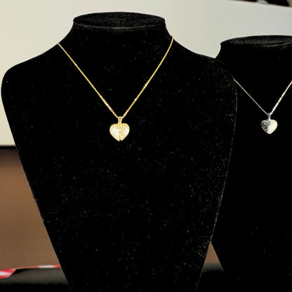 Collana Cuore con Ali Apribili – Personalizzabile, Oro o Argento