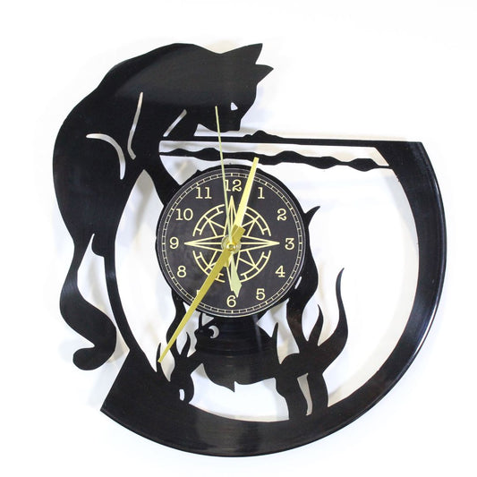 Orologio da Parete in Vinile “Gatto Elegante” – Design Artistico per Cat Lovers
