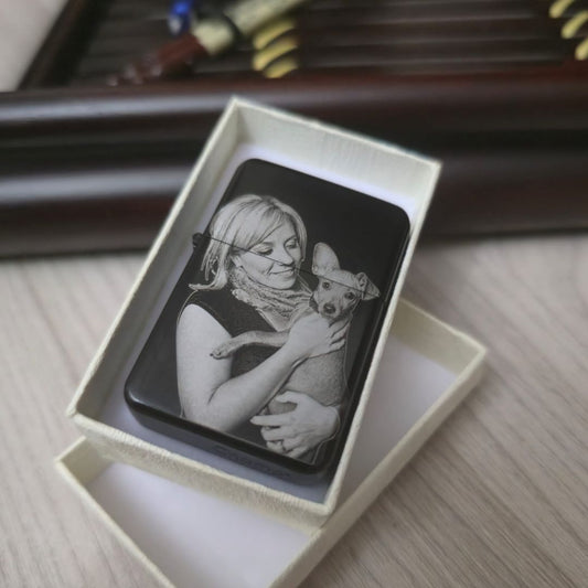 Accendino Personalizzato con Foto Incisa – Stile Zippo | Incisione Laser Fronte e Retro